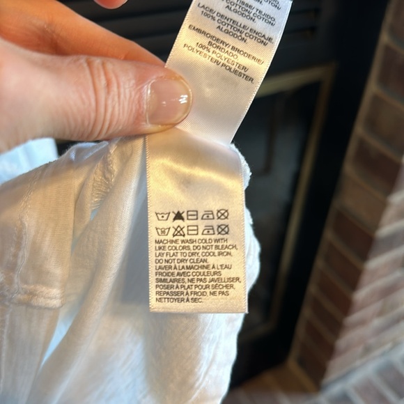 EUC Embroidered Lucky Brand Top - Picture 5 of 5